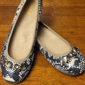 Vionic Kiska ~ Sz 8W ~ Snake Print, Ballet Flats ~ NWOT